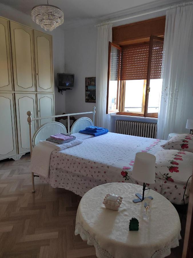 B&B La Finestra Sul Mare Ripatransone Bagian luar foto